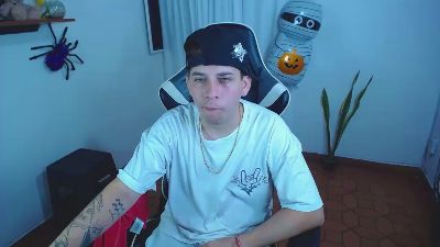 420liam1 live cam on Cam4