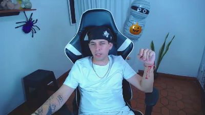 420liam1 live cam on Cam4