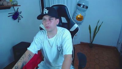420liam1 live cam on Cam4