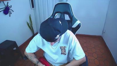 420liam1 live cam on Cam4