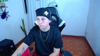 420liam1 live cam on Cam4
