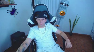 420liam1 live cam on Cam4