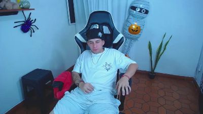 420liam1 live cam on Cam4