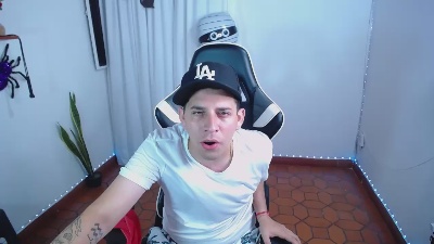420liam1 live cam on Cam4