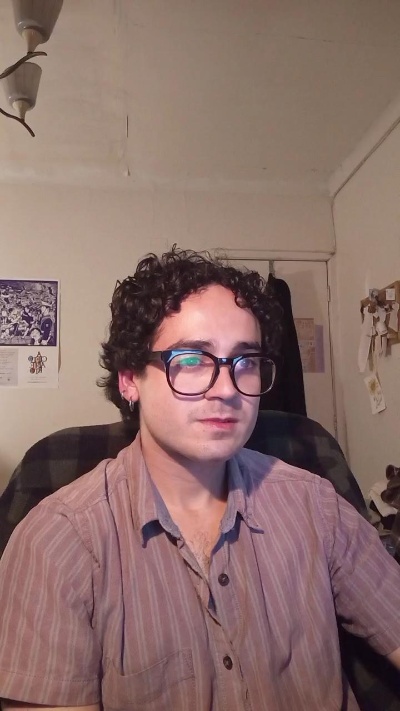 4ntoni0 live cam on Cam4