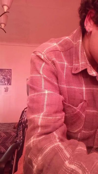 4ntoni0 live cam on Cam4