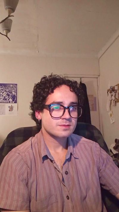 4ntoni0 live cam on Cam4