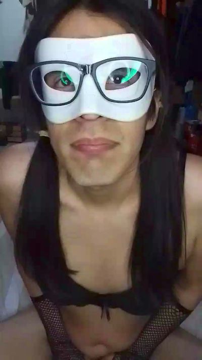 4xyl live cam on Cam4