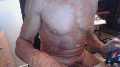 6969giulio69 live cam on Cam4
