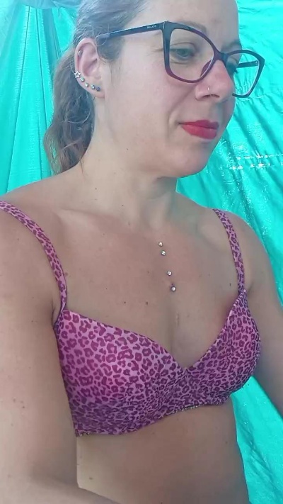 85occhiblu live cam on Cam4