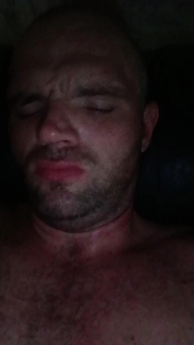 88Holes live cam on Cam4