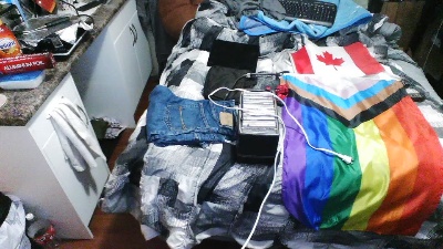 99vers8uncut live cam on Cam4