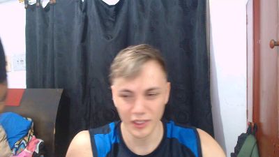 ABRAHAM_ALLISON live cam on Cam4