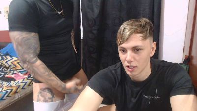 ABRAHAM_ALLISON live cam on Cam4
