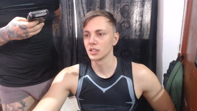 ABRAHAM_ALLISON live cam on Cam4