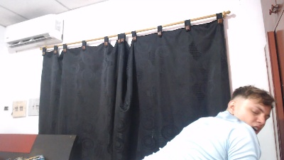 ABRAHAM_ALLISON live cam on Cam4