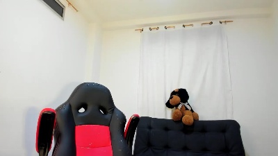 AKACHILOVE live cam on Cam4