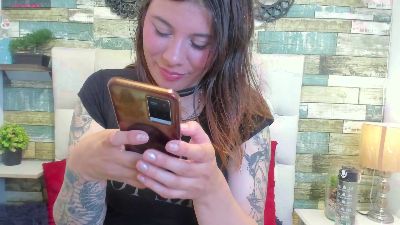 AKAMII_s live cam on Cam4