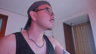 ALEXILOVE live cam on Cam4