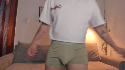 ALEXILOVE live cam on Cam4