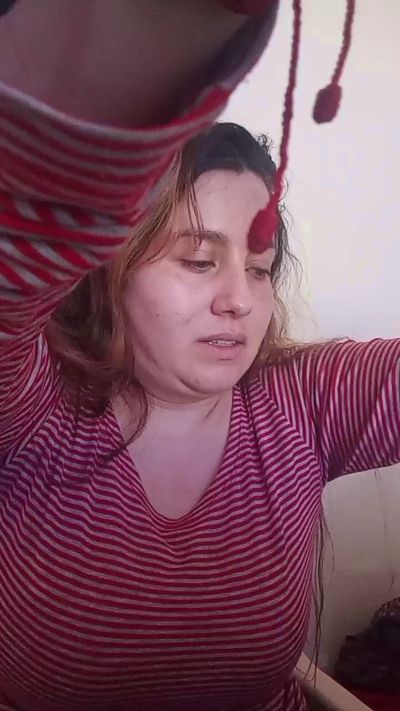 ALICELEBEL_1995 live cam on Cam4
