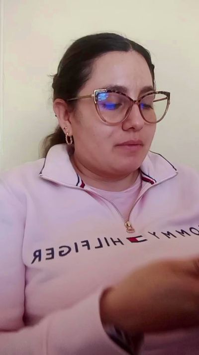 ALICELEBEL_1995 live cam on Cam4