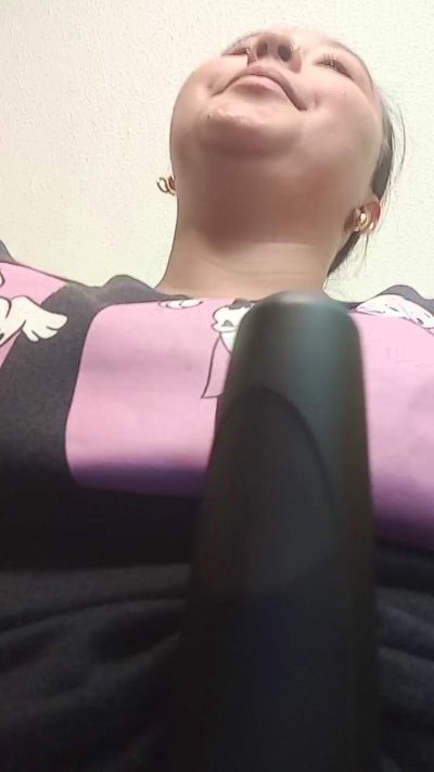 ALICELEBEL_1995 live cam on Cam4