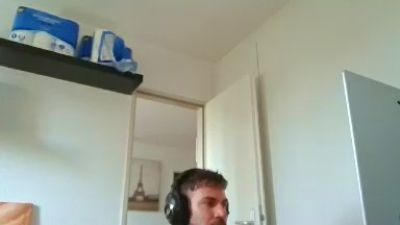 ALPHA_HUNK live cam on Cam4