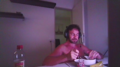 ALPHA_HUNK live cam on Cam4