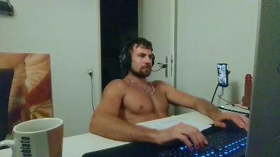 ALPHA_HUNK live cam on Cam4