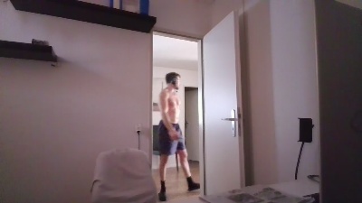 ALPHA_HUNK live cam on Cam4