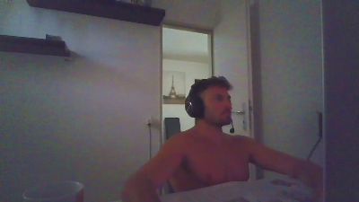 ALPHA_HUNK live cam on Cam4