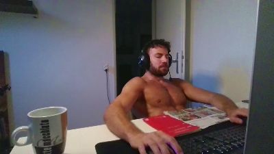 ALPHA_HUNK live cam on Cam4
