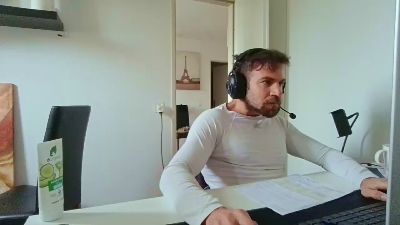 ALPHA_HUNK live cam on Cam4