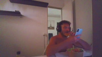 ALPHA_HUNK live cam on Cam4