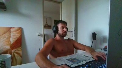 ALPHA_HUNK live cam on Cam4