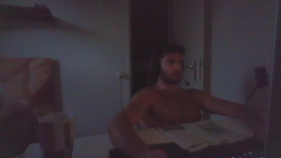 ALPHA_HUNK live cam on Cam4