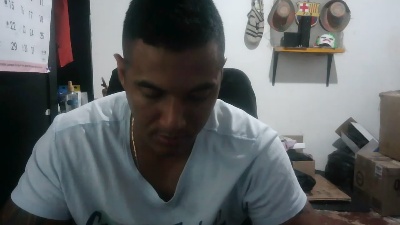 AM92 live cam on Cam4