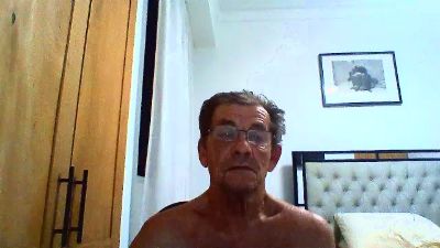 AMORE2704 live cam on Cam4