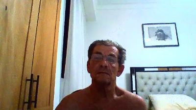 AMORE2704 live cam on Cam4