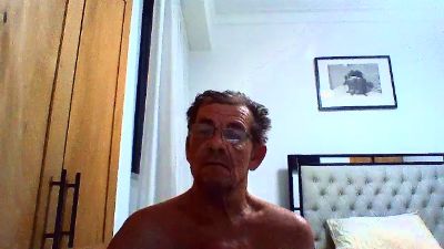 AMORE2704 live cam on Cam4