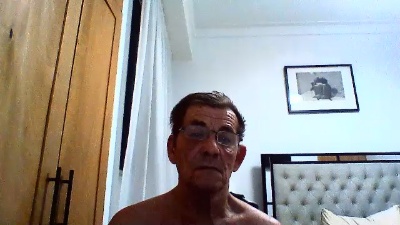 AMORE2704 live cam on Cam4
