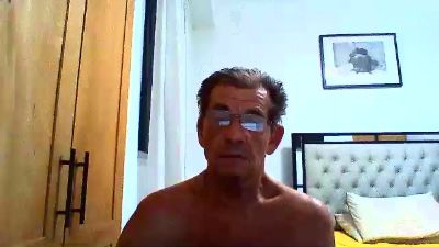 AMORE2704 live cam on Cam4