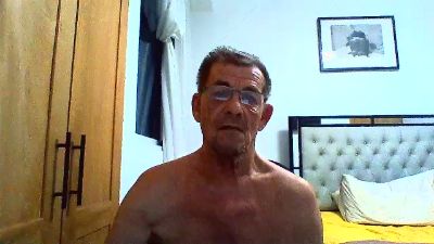 AMORE2704 live cam on Cam4