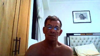 AMORE2704 live cam on Cam4