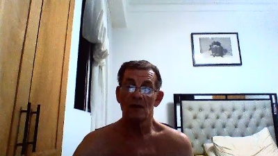 AMORE2704 live cam on Cam4