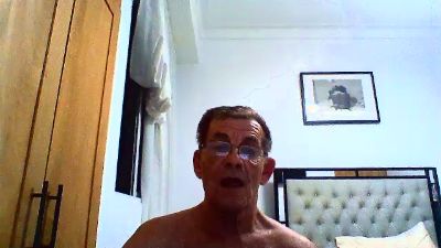 AMORE2704 live cam on Cam4