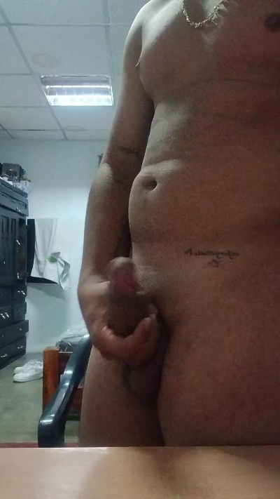 ARTUR20 live cam on Cam4