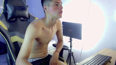 ASCII_ONE live cam on Cam4