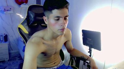 ASCII_ONE live cam on Cam4